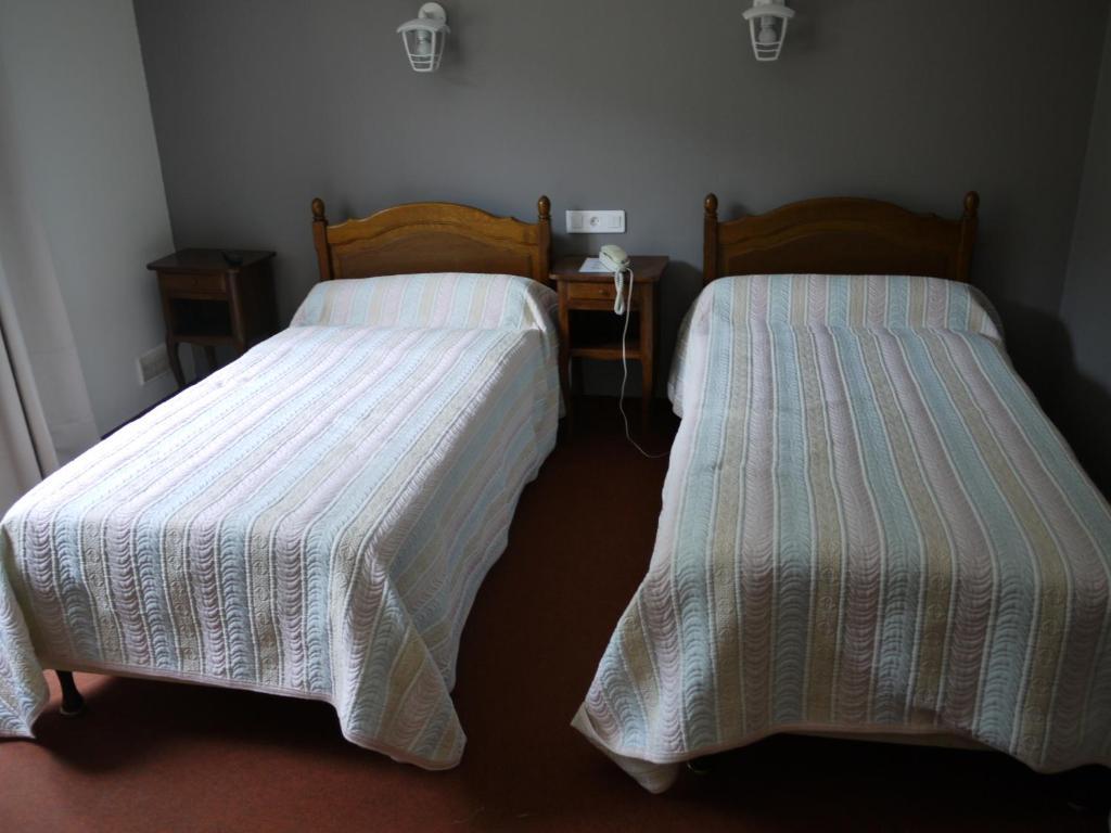 Hotel Le Castelet Ax-les-Thermes Ruang foto