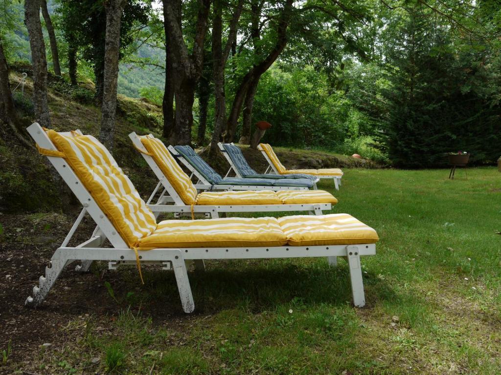 Hotel Le Castelet Ax-les-Thermes Bagian luar foto